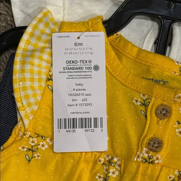 Carter's 6 Month 4-Piece Set Yellow and White Onesies, Jegging and Green Daisy - Picture 5 of 5